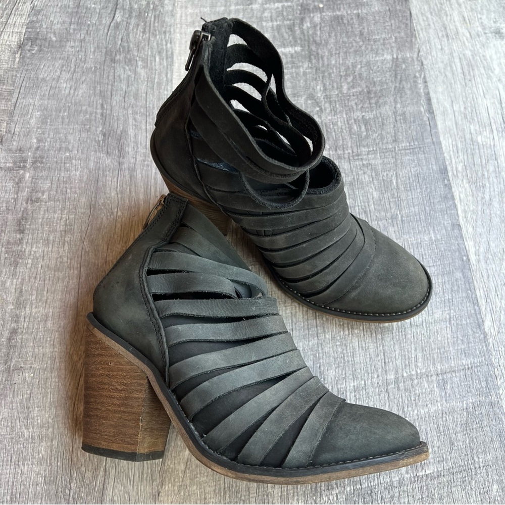 Free People Hybrid Strappy Ankle Boots EU 36 Black Cutout Block Heel